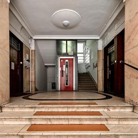 Appartamento Secret Diamond Of The Parlament Budapest Esterno foto